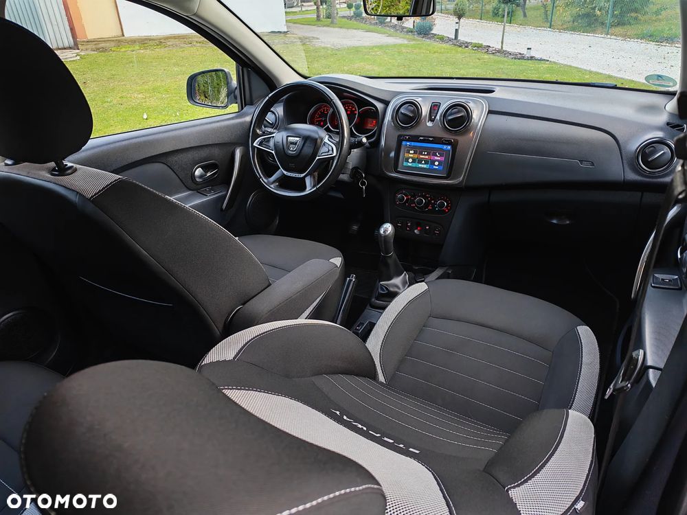 Dacia Sandero Stepway 0.9 TCe Laureate S&S - 11