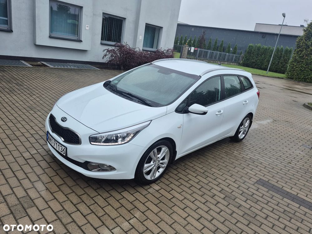 Kia Ceed - 1