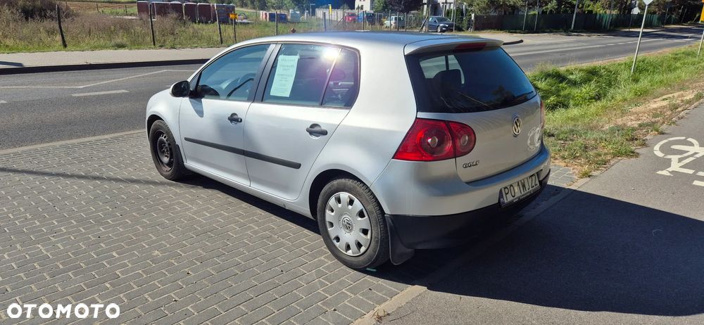 Volkswagen Golf 1.4 FSI Comfortline - 5