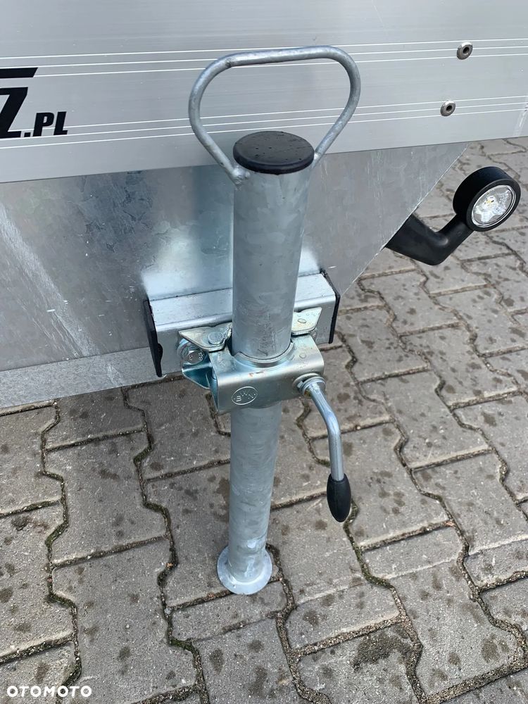Głowacz Przyczepa do transportu saun, jacuzzi , bali itd.Wymiar 300×200 cm, wyposażona w podpory - 8