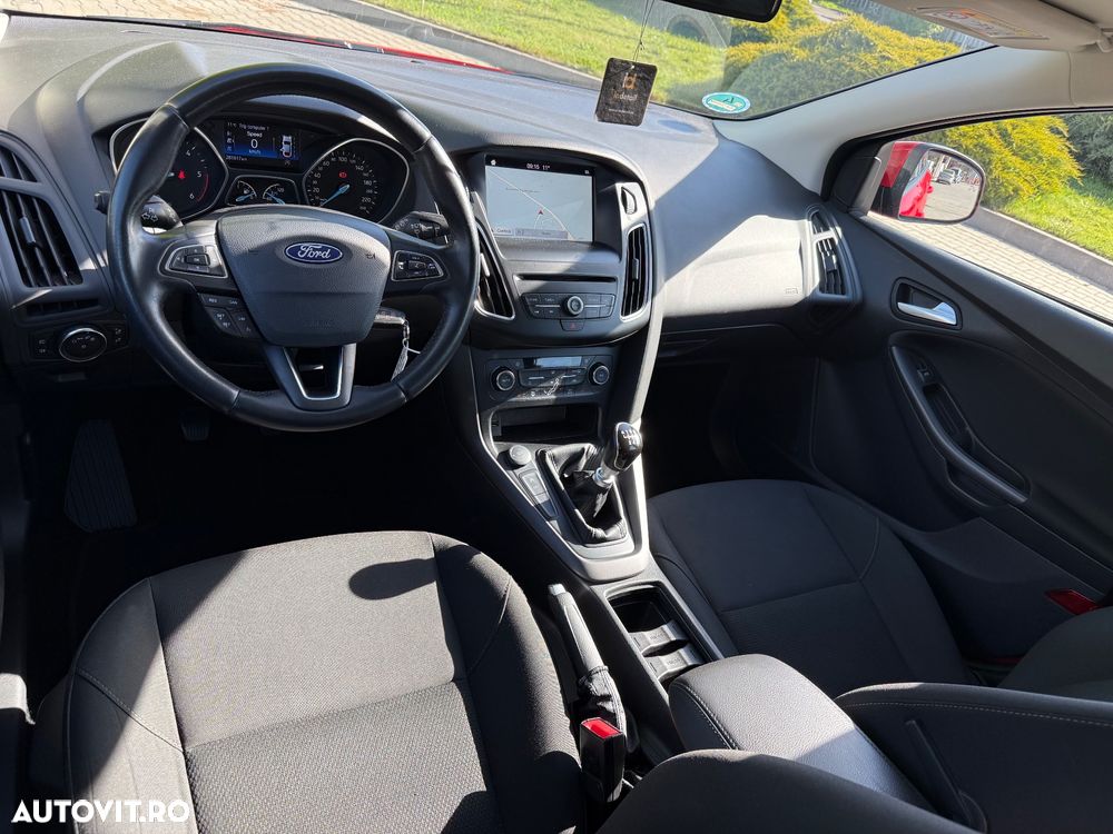 Ford Focus 1.0 EcoBoost Hybrid TITANIUM - 13