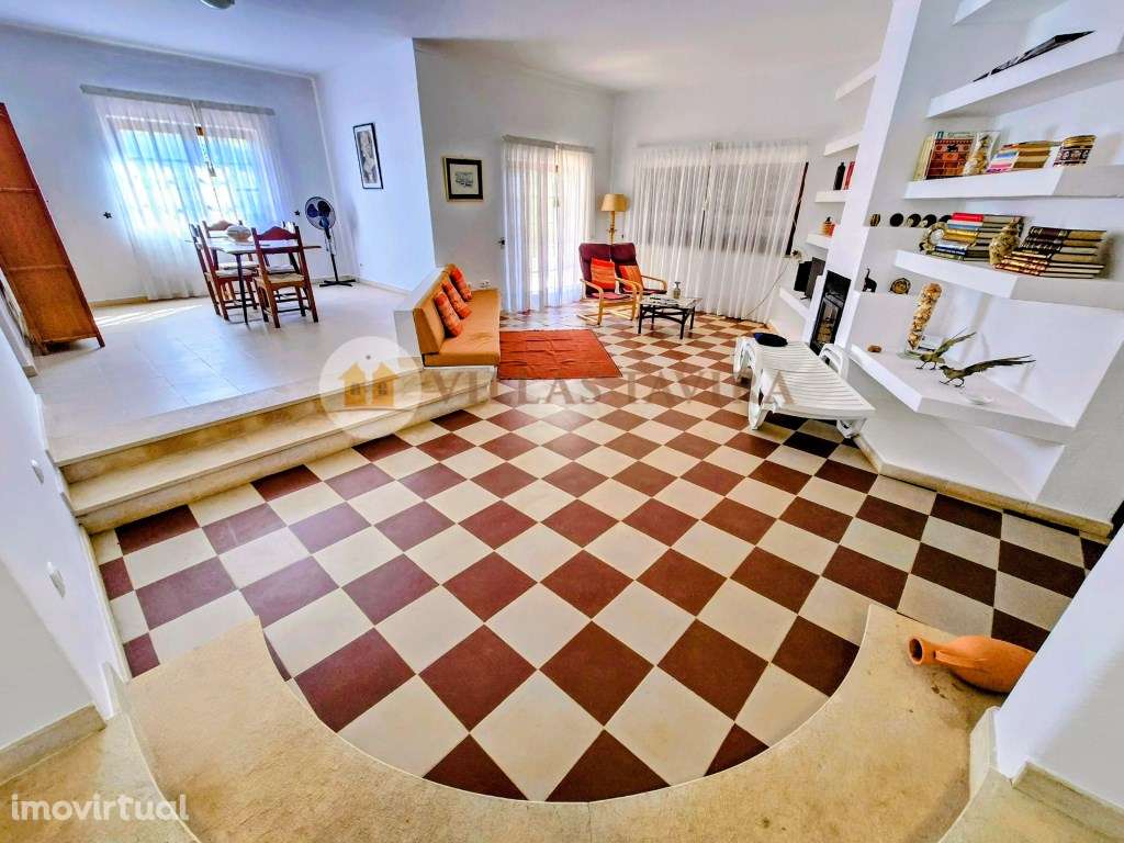 EXCLUSIVO - Moradia Isolada - T3 com Terreno Amplo e Localização Pr... - Grande imagem: 2/47