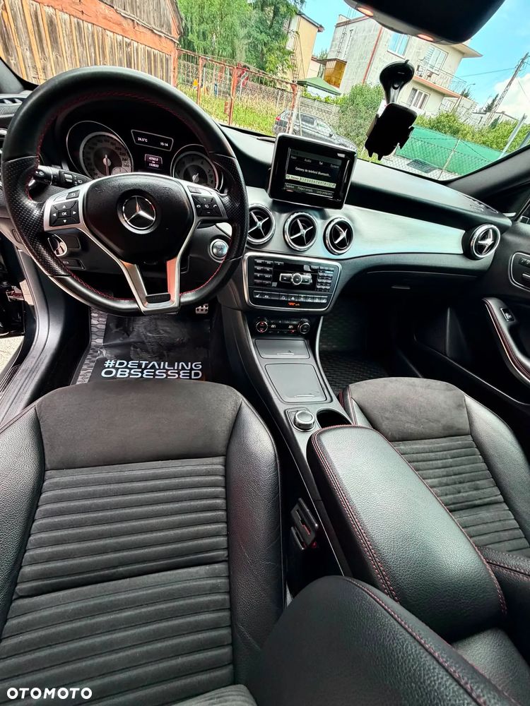 Mercedes-Benz GLA 250 4-Matic - 4