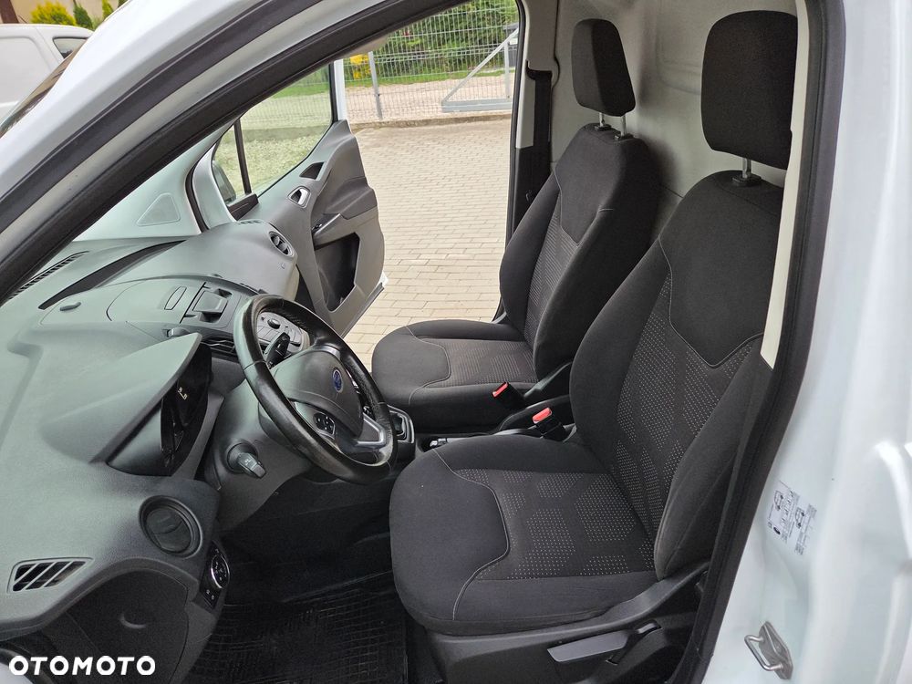 Ford Transit Courier Trend - 12
