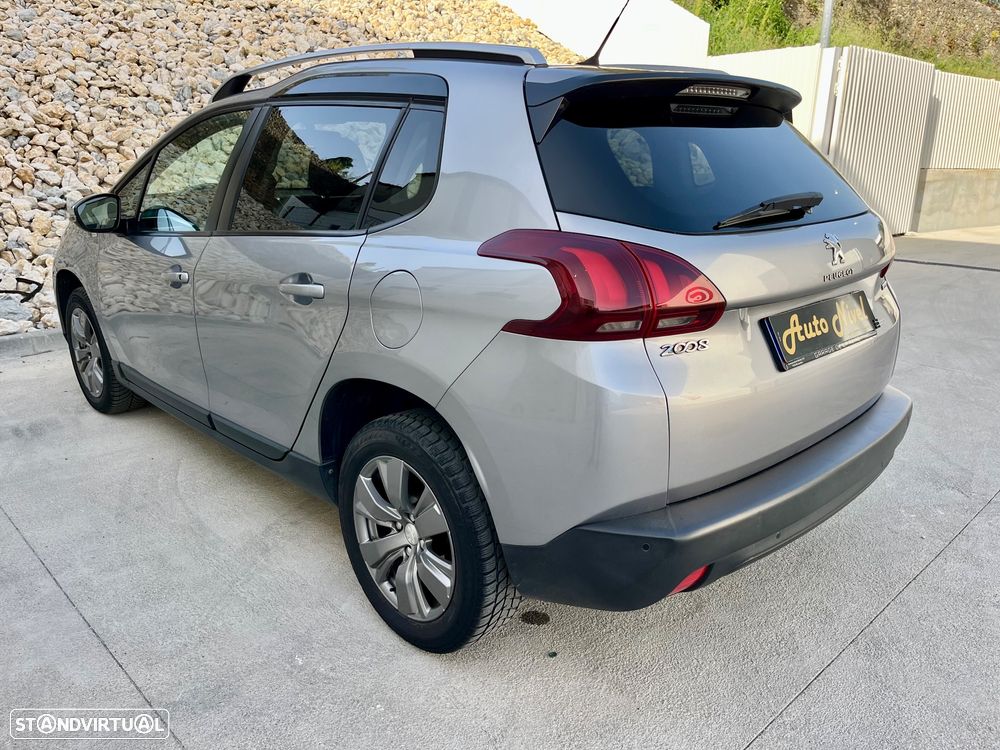 Peugeot 2008 PureTech 82 Style - 19