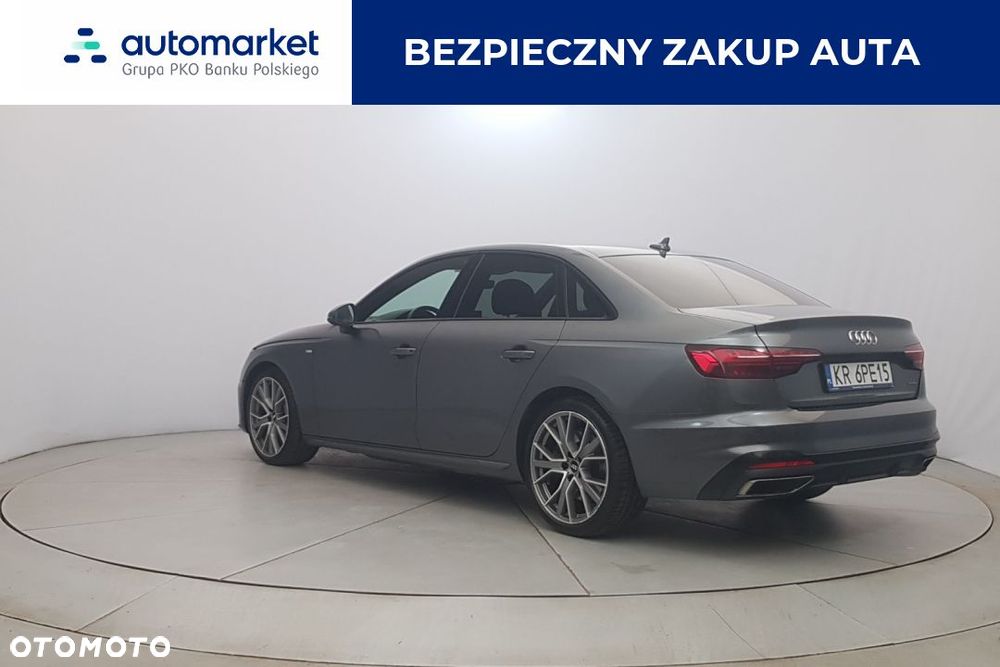 Audi A4 Limousine - 5