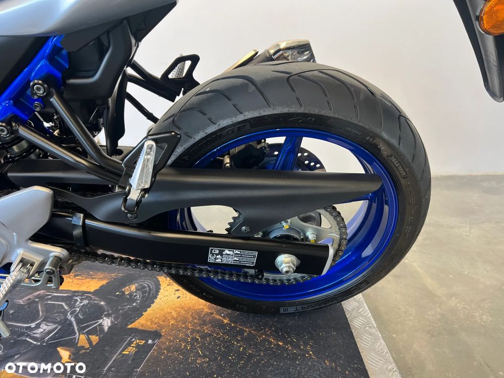 Suzuki SV - 17