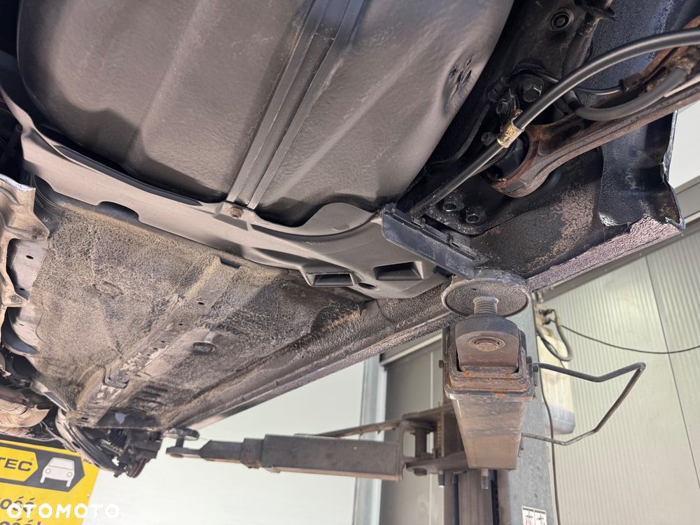 Subaru Legacy 2.0 GL 4x4 - 34