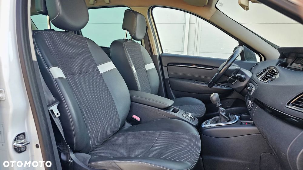 Renault Scenic 1.5 dCi Life - 18