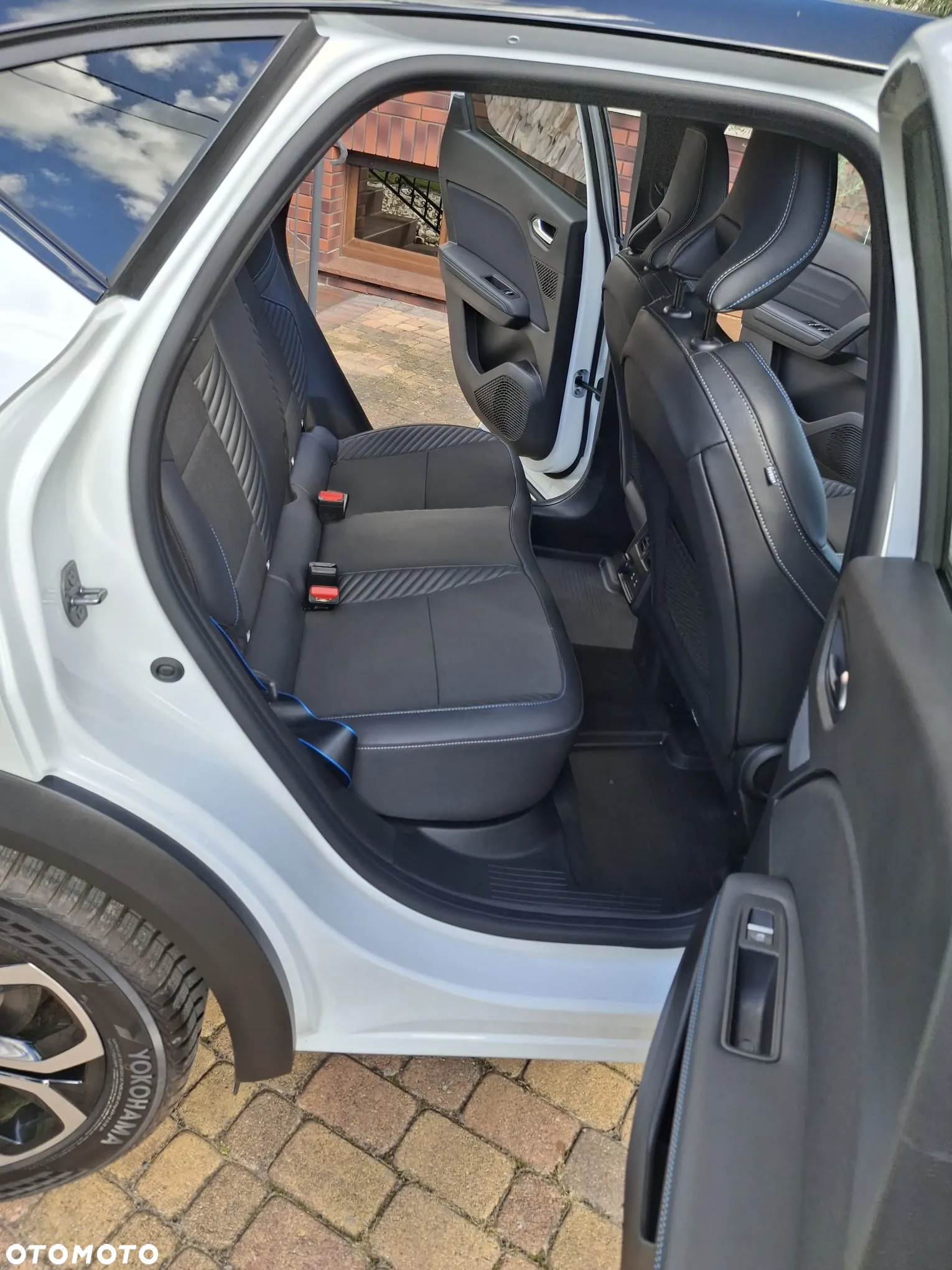 Renault Captur 1.6 E-TECH Full Hybrid 160 Esprit Alpine - 26