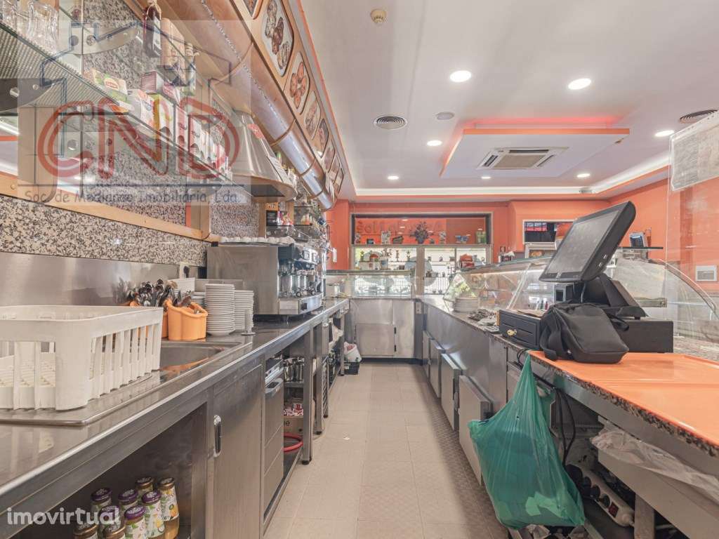 Rio de Mouro (Escolas) Pastelaria / Padaria em funcionamento para v... - Grande imagem: 4/13