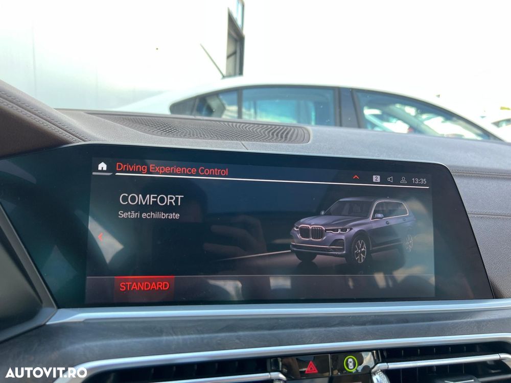 BMW X7 xDrive40i - 34