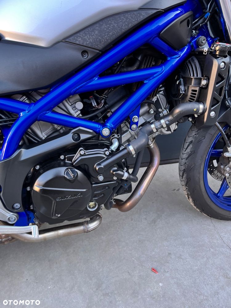 Suzuki SV - 8