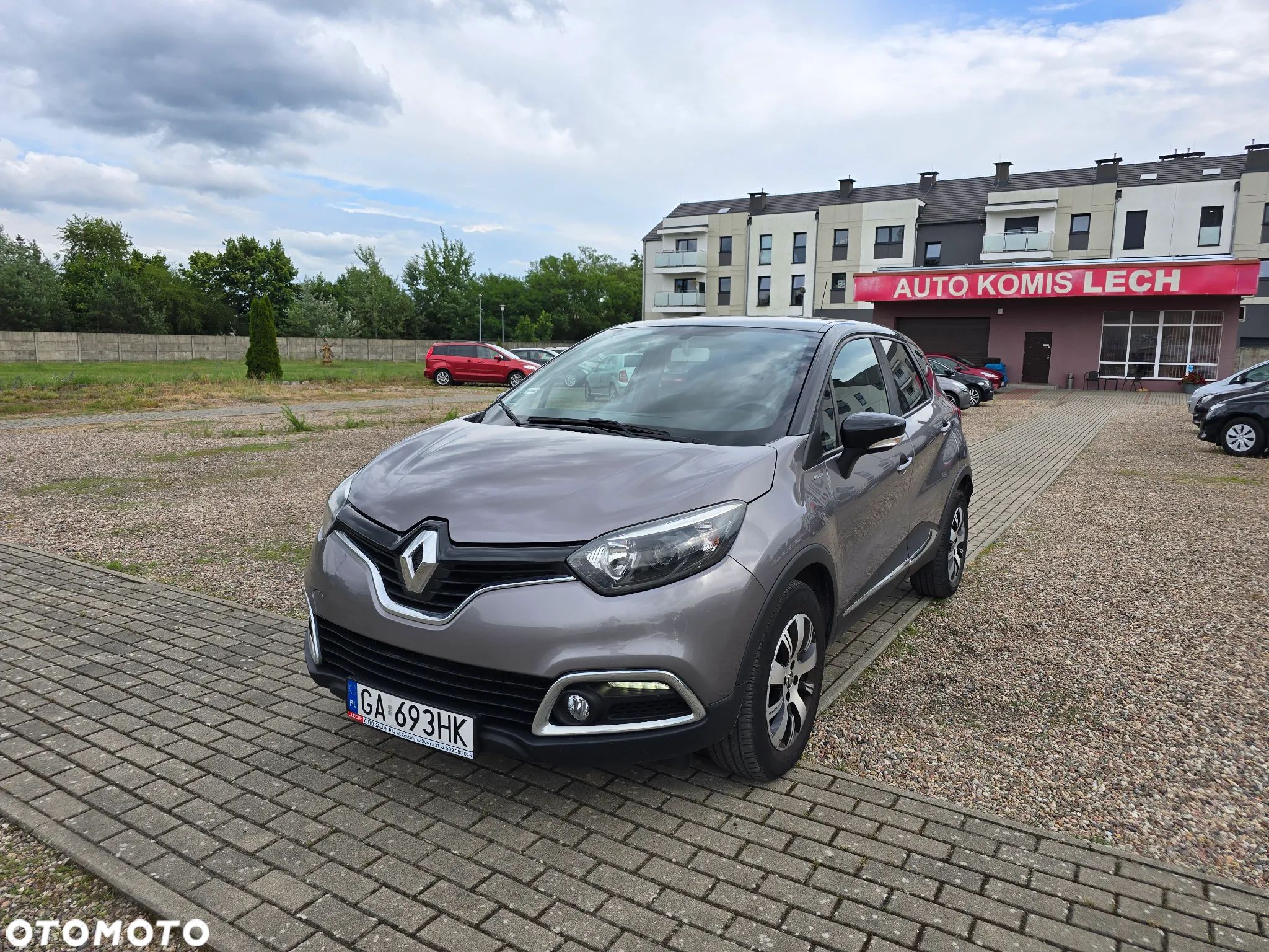 Renault Captur 1.2 Energy TCe Limited EDC - 1