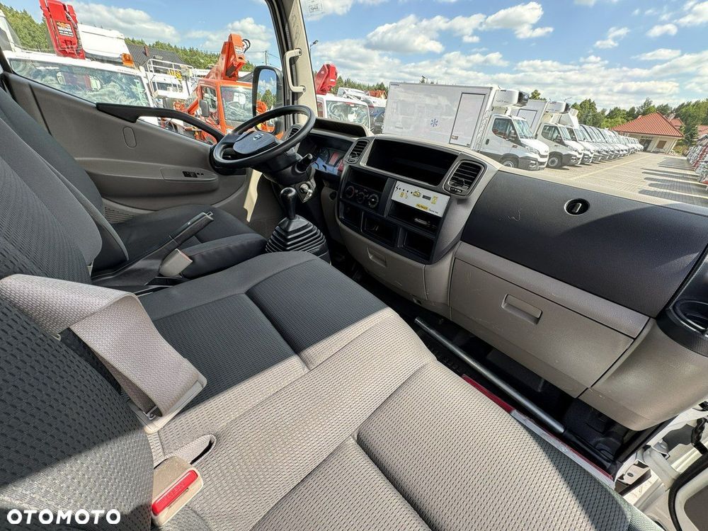 Nissan Cabstar - 30
