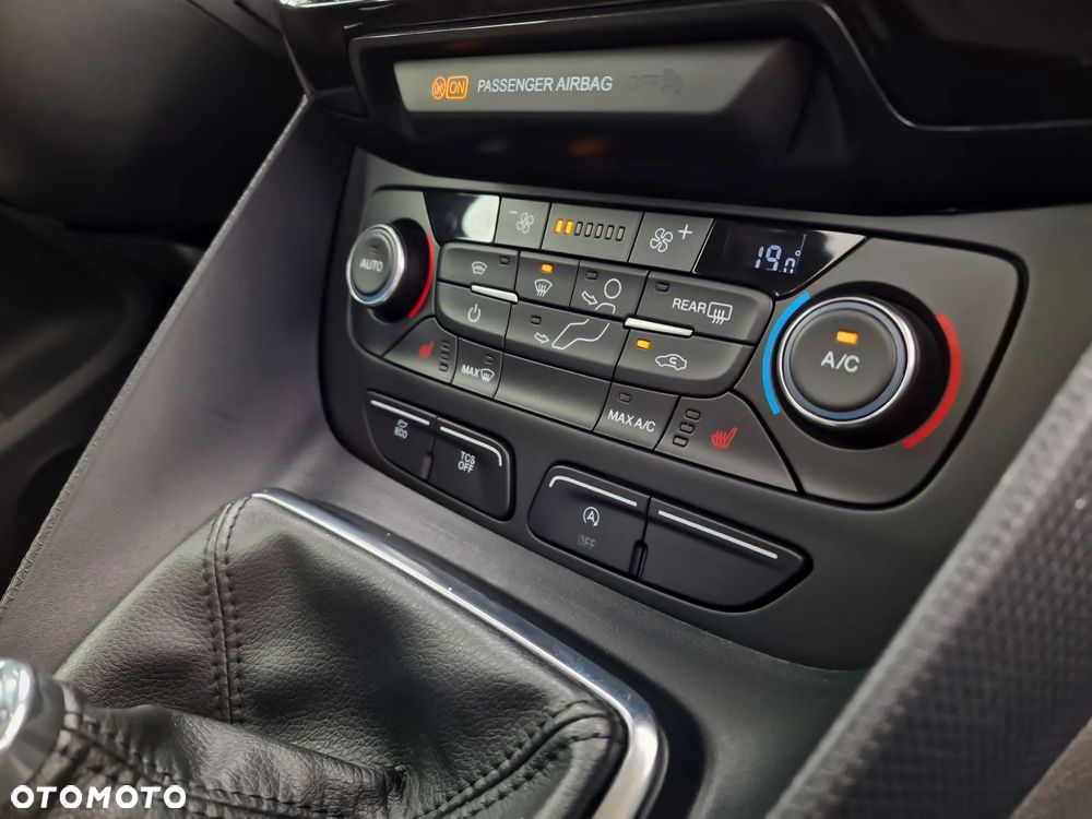 Ford Tourneo Connect 1.5 EcoBlue Titanium - 11