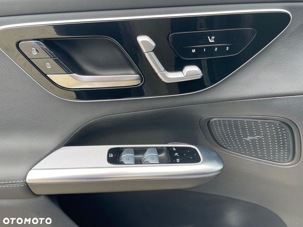 Mercedes-Benz GLC - 14