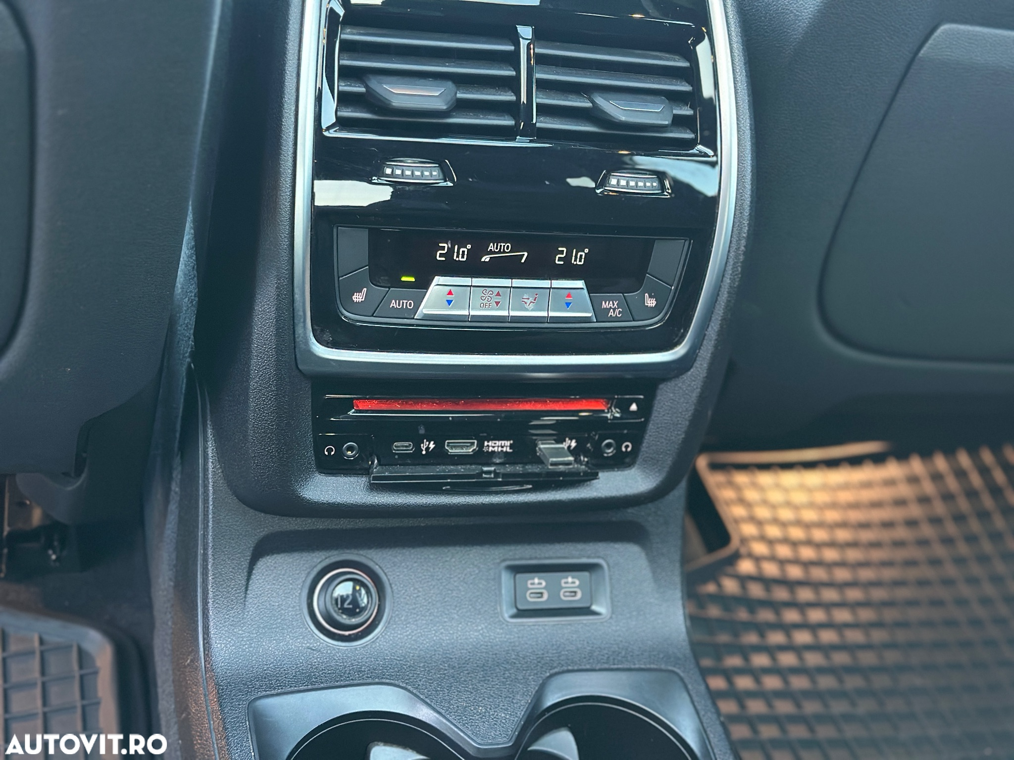 BMW X7 xDrive40i - 23