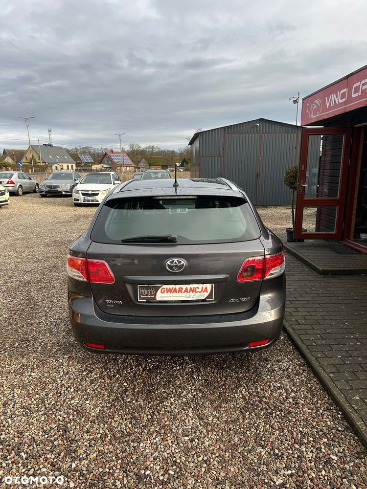 Toyota Avensis Combi 2.2 D-4D Automatik Comfort - 5