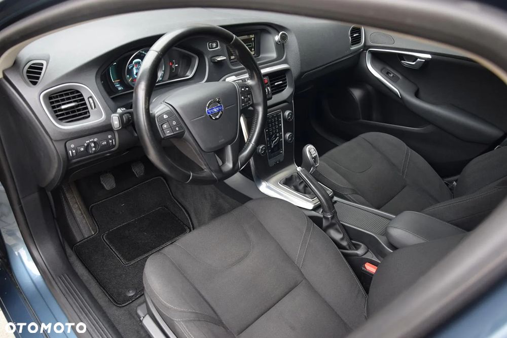 Volvo V40 D3 Summum - 12