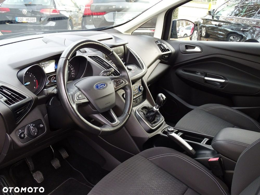 Ford Grand C-MAX - 13