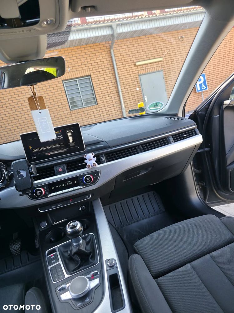Audi A4 Avant 2.0 TDI - 6