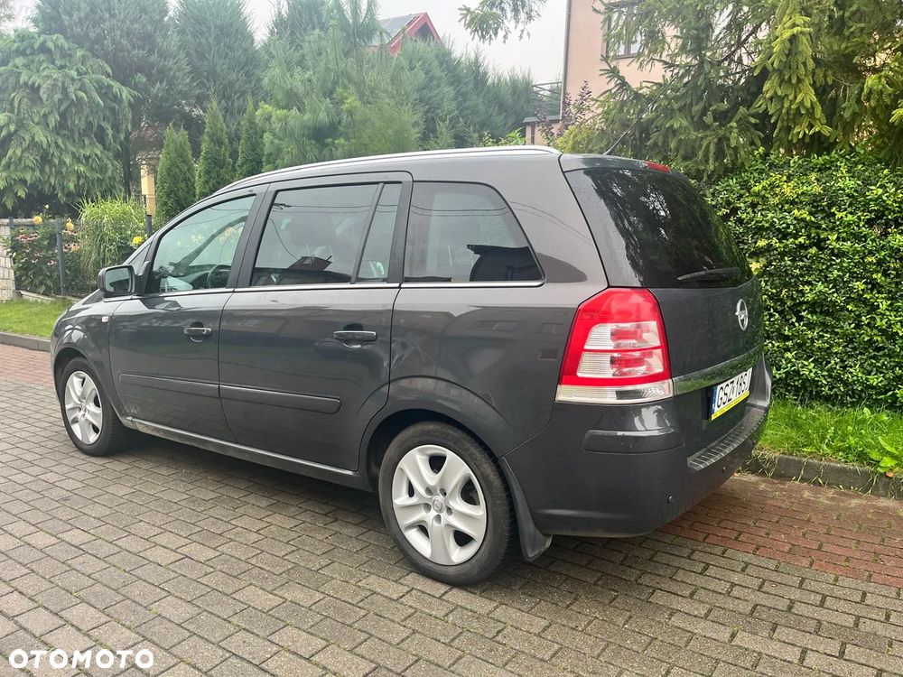 Opel Zafira 1.8 Active - 12