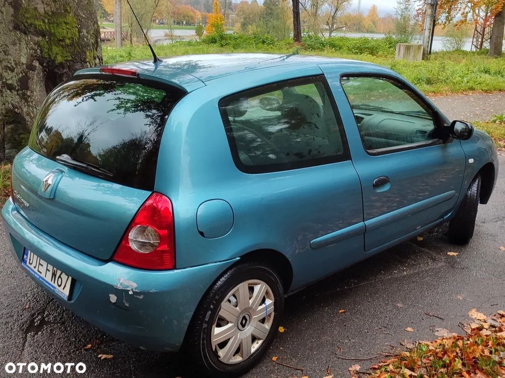 Renault Clio 1.2 Campus - 12