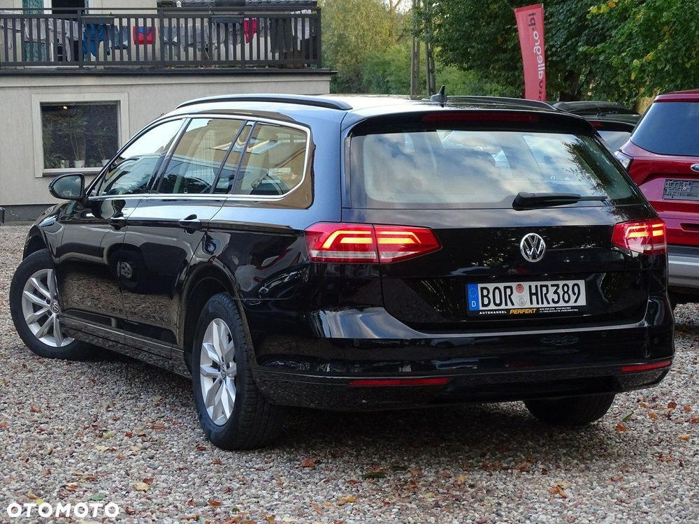 Volkswagen Passat - 5