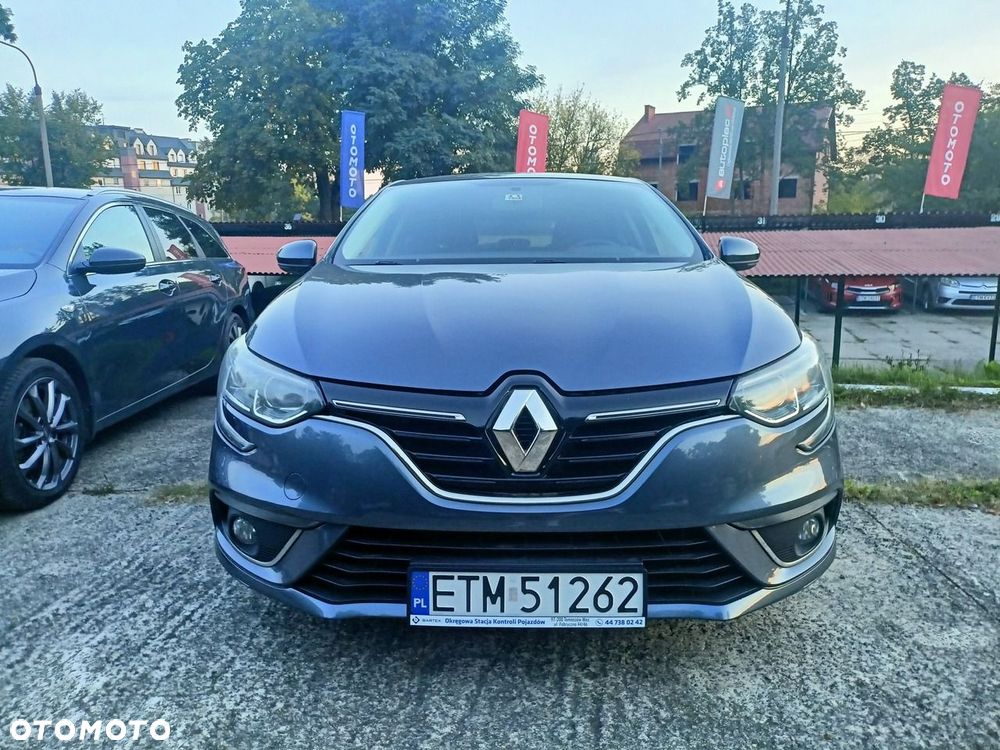 Renault Megane 2018 photo 2