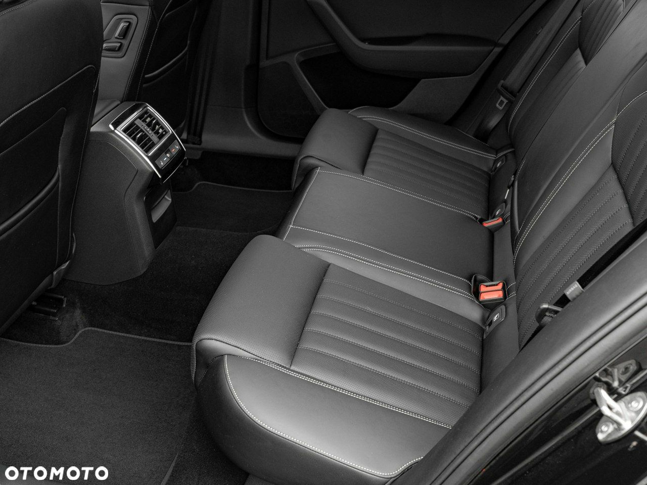 Skoda Superb 2.0 TSI 4x4 L&K DSG - 27