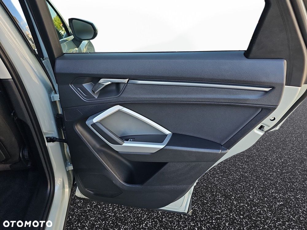 Audi Q3 Sportback - 24