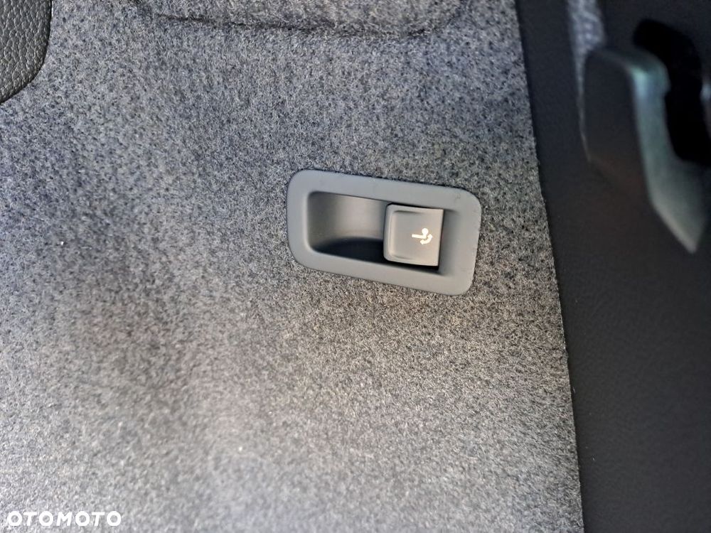 Skoda Karoq 2.0 TSI 4x4 Sportline DSG - 10