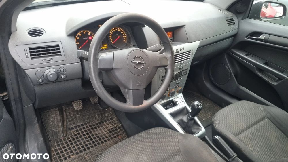 Opel Astra 1.4 GL - 7