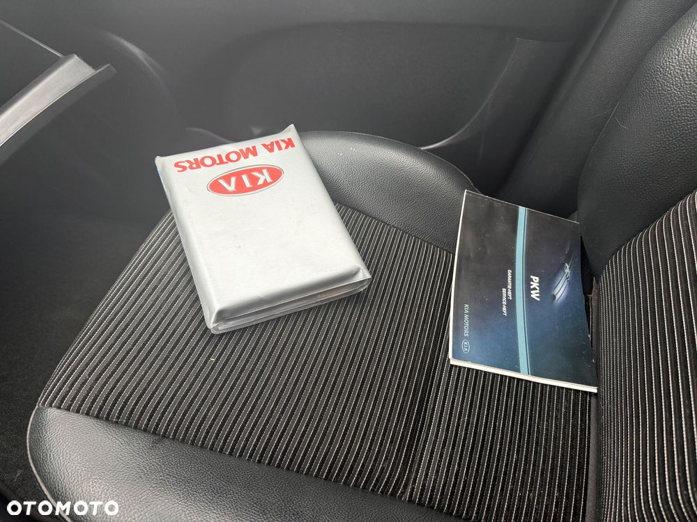 Kia Sportage 2.0 Expedition + - 22