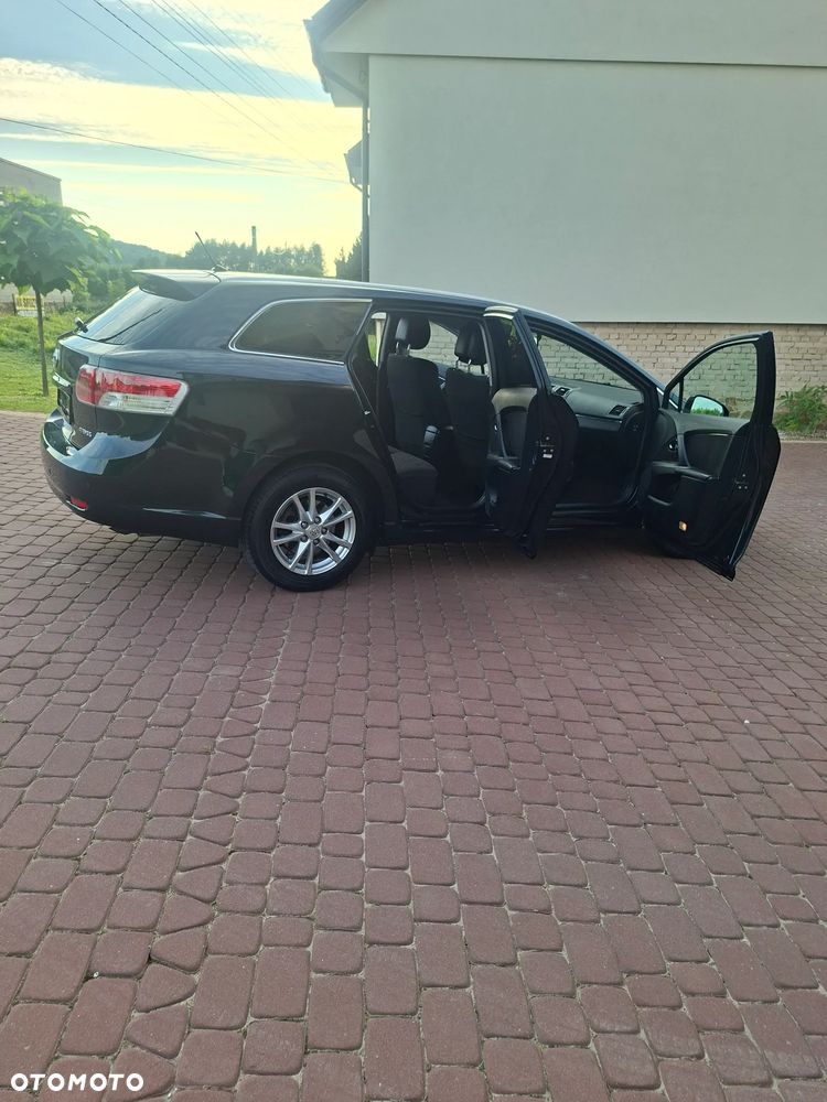 Toyota Avensis 1.8 Edition - 6