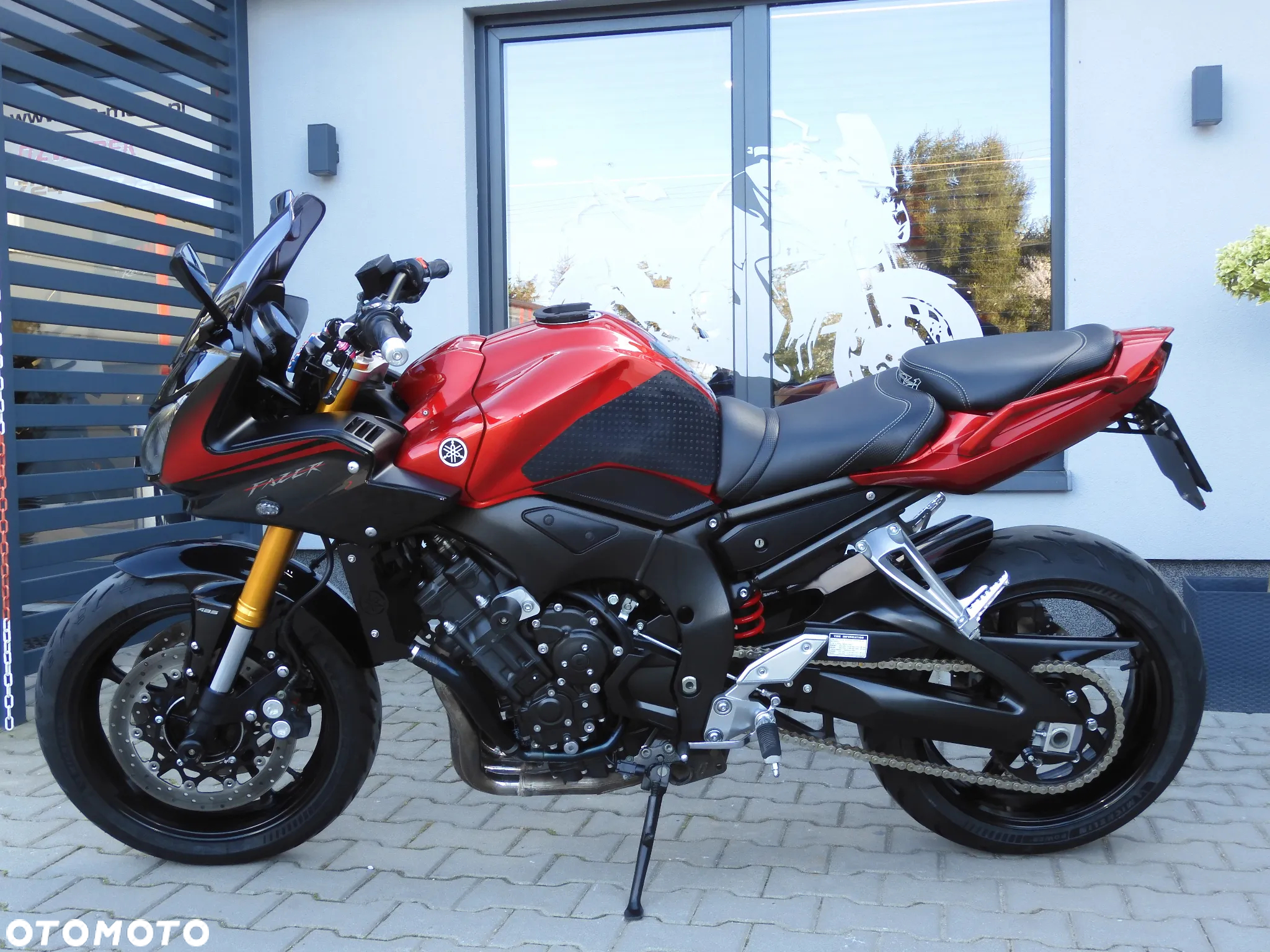 Yamaha FZ - 27