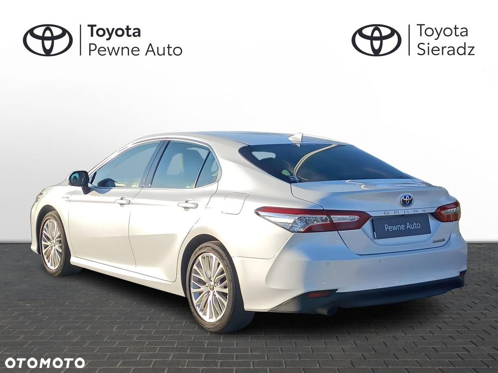 Toyota Camry 2.5 Hybrid Executive CVT - 3