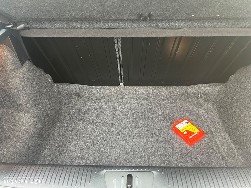 VW Polo 1.0 Confortline - 20