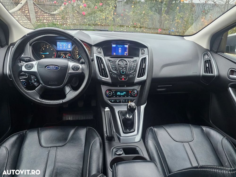 Ford Focus 1.6 TDCi ECOnetic 88g Start-Stopp-System Titanium - 5