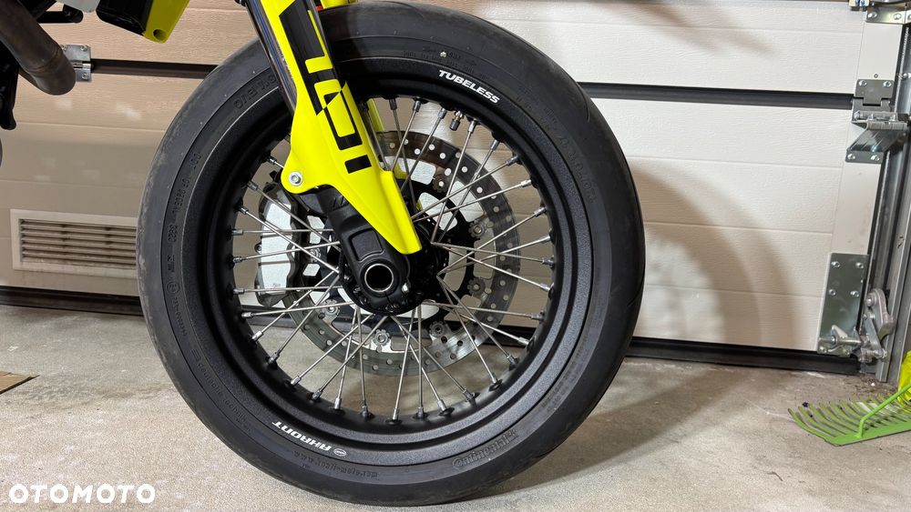 Husqvarna 701 - 23