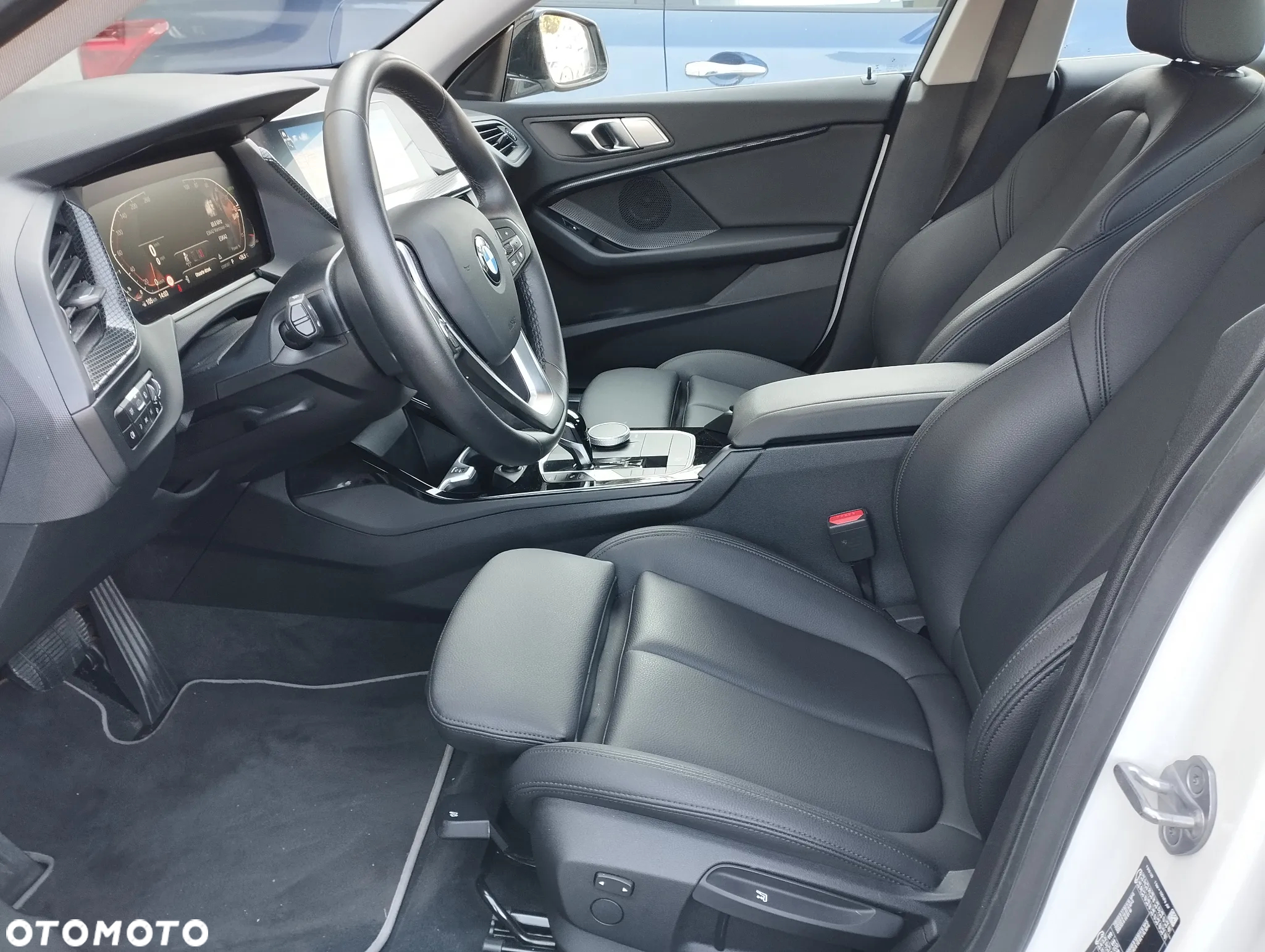 BMW Seria 2 218i Sport Line - 12
