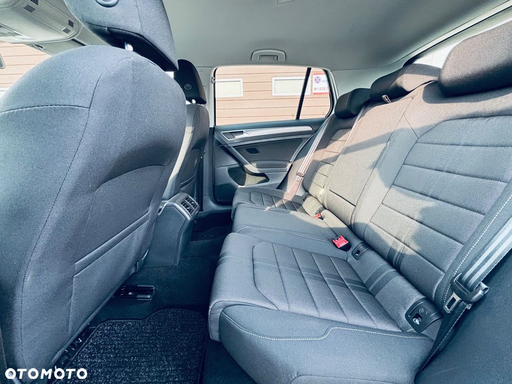 Volkswagen Golf 1.2 TSI BMT Trendline - 12