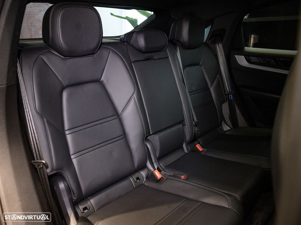 Porsche Cayenne Coupé S E-Hybrid - 44