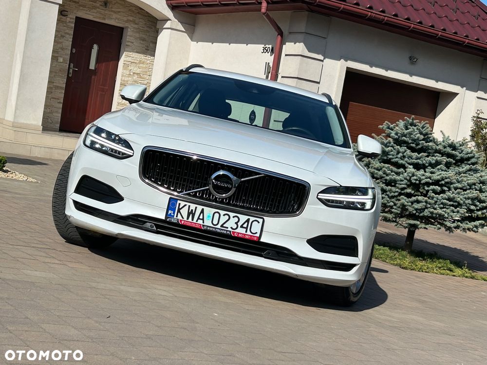 Volvo V90 D3 Momentum Pro - 22
