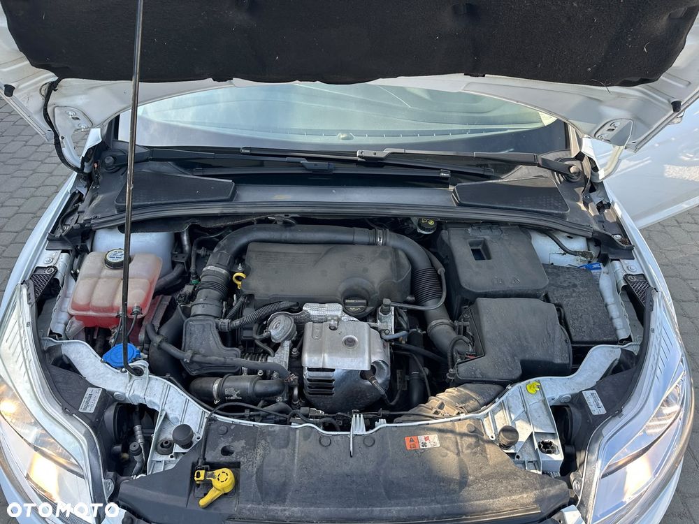 Ford Focus 1.0 EcoBoost Trend Sport - 25