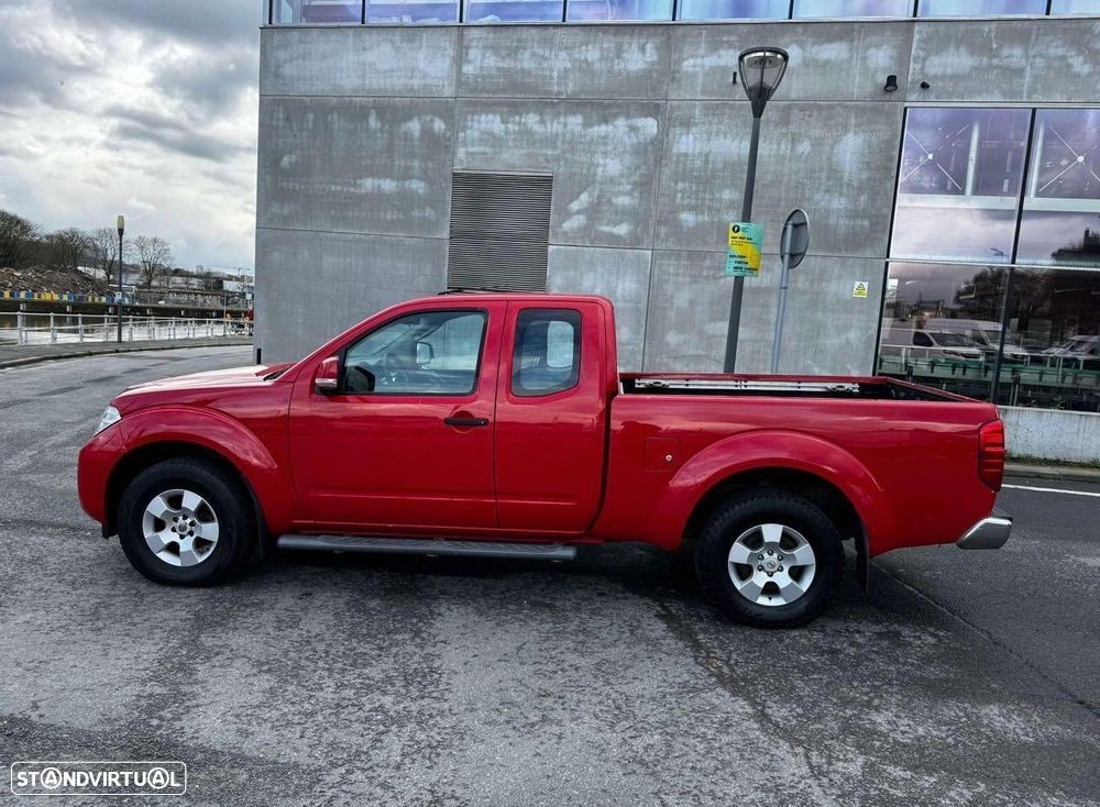 Nissan Navara 2.5 dCi KC SE 4WD - 2