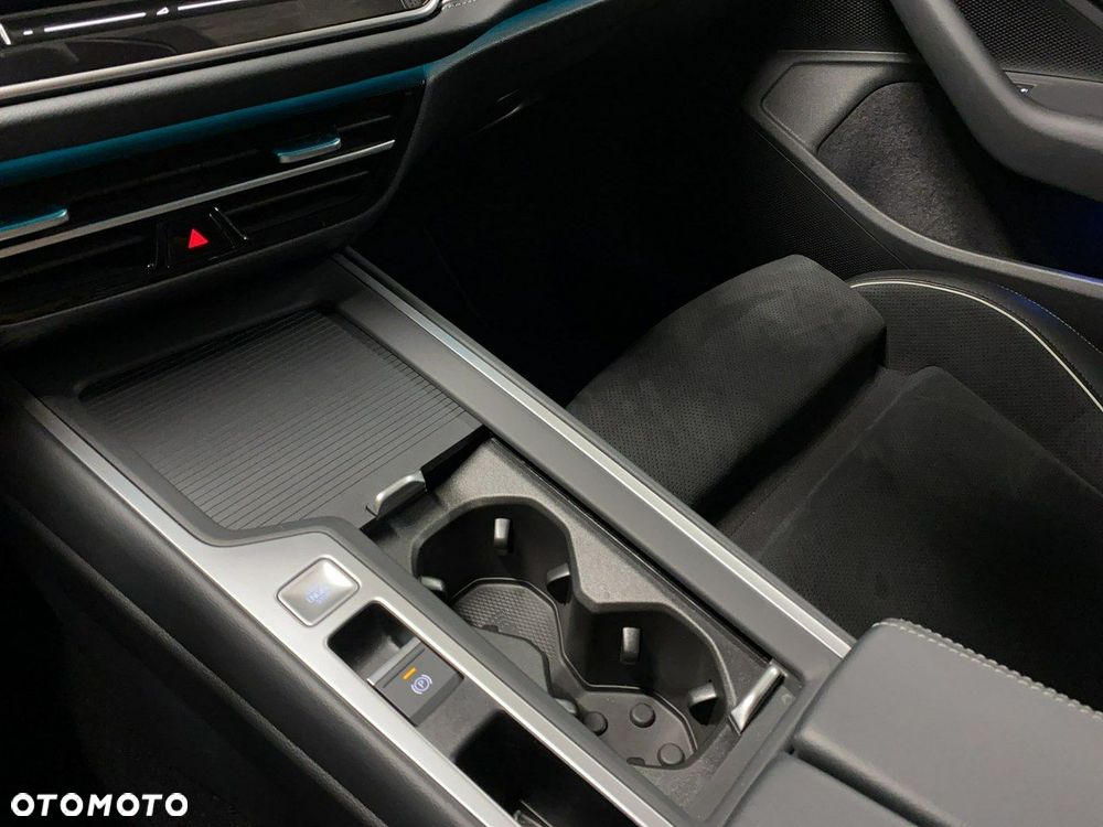 Volkswagen Passat Variant - 38