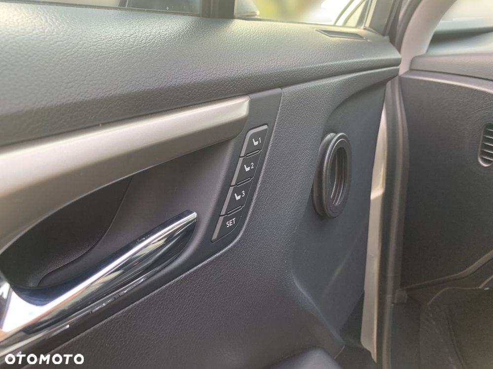 Lexus RX 300 Prestige - 22