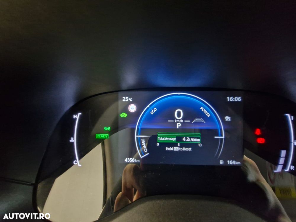 Toyota Yaris - 18